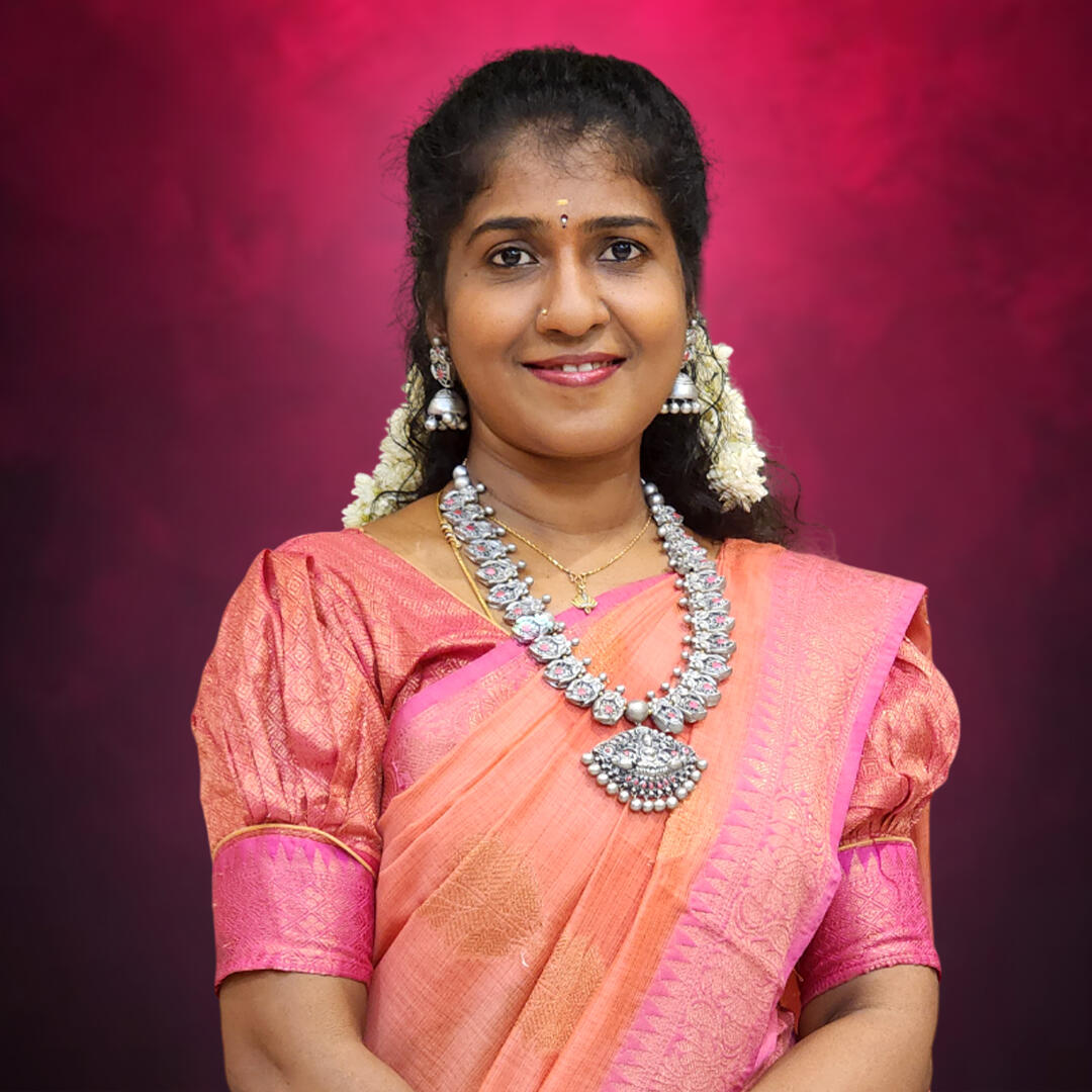 Guru Thirumathi M. Thamarai, founder of Chennaiyil Thiruvaiyaru Kalalaya